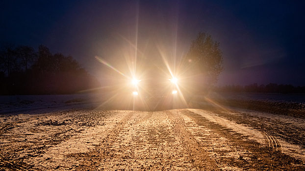 Автомобилистам грозят новые штрафы за яркие фары