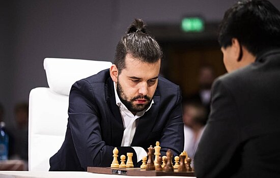 Grand Chess Tour. Сент-Луис. 2-й тур. Непомнящий сыграл вничью с Гукешем, Со разошелся миром с Каруаной, другие результаты
