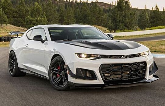 Гоночный автомобиль Chevrolet Camaro GT4.R теперь доступен за 259 тысяч долларов