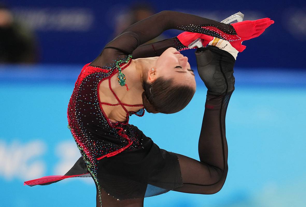 Камила Валиева болеро 2022