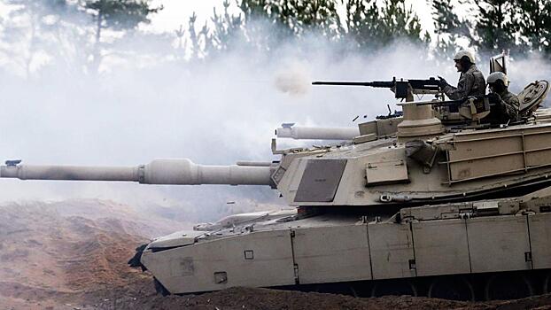 Кедми: США создают «танковый кулак» в Европе с целью помешать России спасти Китай