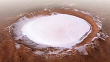 На видео показали марсианский кратер Королев