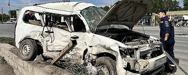 На Бердском шоссе Новосибирска в смертельной аварии погиб 74-летний мужчина