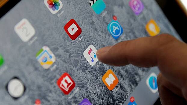 Apple пригрозила убрать приложение Facebook из App Store