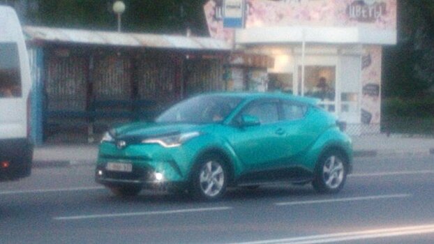 Кроссовер Toyota C-HR замечен на улицах Тольятти