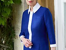 Королевская семья представила новый портрет единственной дочери Елизаветы II по случаю её 75-летия