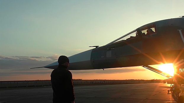 Экипажи Су-34 наказали авиабомбами украинскую пехоту