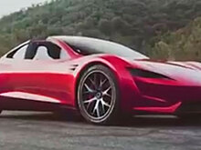 Tesla показала «самый быстрый серийный автомобиль в истории»