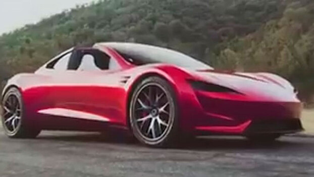 Tesla показала «самый быстрый серийный автомобиль в истории»