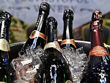 Россия готова продавать Италии игристое вино, сыр и игрушки