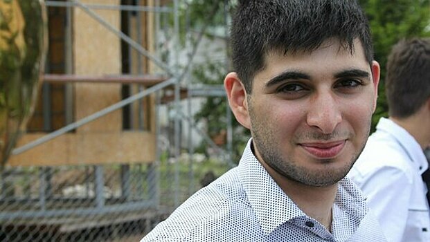 Спасал раненых, бросив свою машину: медику, чьё авто помяли на черняховской трассе, перечислили почти 150 тысяч