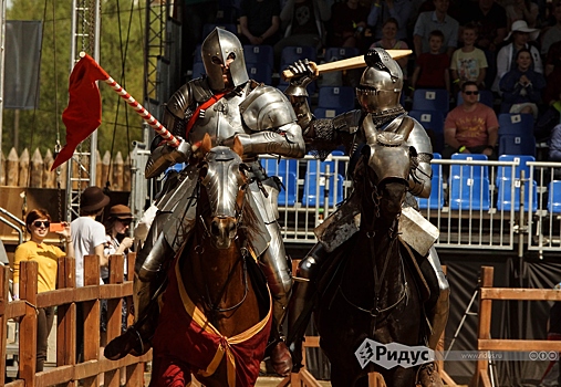 Почему российские рыцари всегда побеждают рыцарей с Запада
