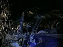 Двух людей вытащили полицейские из горящего автомобиля в Усть-Куте
