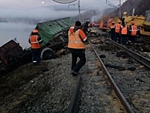 Сошедшие с рельсов в Забайкалье вагоны грузового поезда повредили 150 метров пути