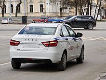 В Тюмени водитель Opel, проехав на красный, устроила ДТП с пострадавшими