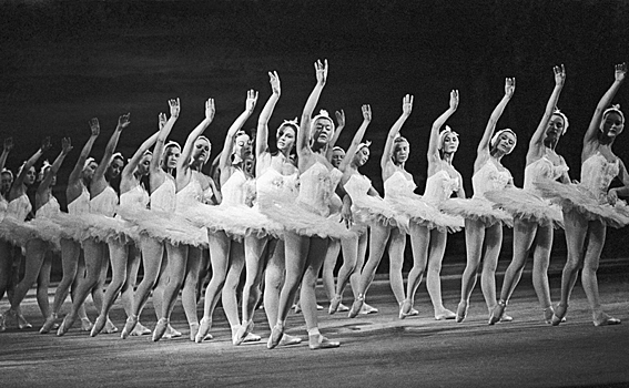 140-летняя история балета «Лебединое озеро»