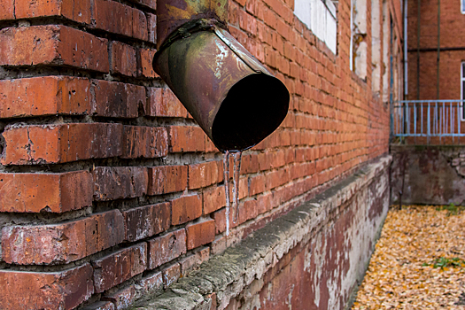 Глава одного из округов в Кузбассе предупредил местных жителей об опасности сосулек