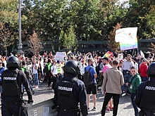 ЛГБТ-сообщество собралось провести гей-парад у офиса Зеленского в Киеве