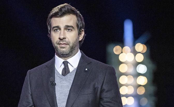 Иван Ургант опубликовал редкое фото