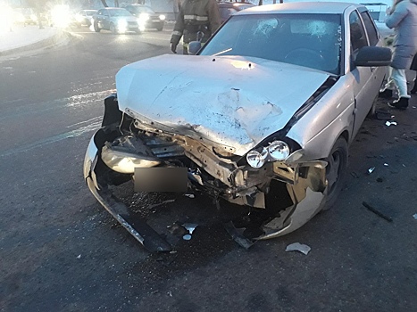 Автомобилистка на иномарке устроила ДТП с тремя пострадавшими в Новокузнецке