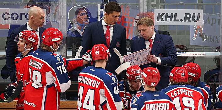 Борис Михайлов: «ЦСКА не вышел на уровень прошлых сезонов. Это можно объяснить потерями в составе из-за новых законов в КХЛ»