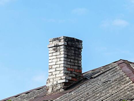 Во дворе Петербурга появилась «печка раздора»