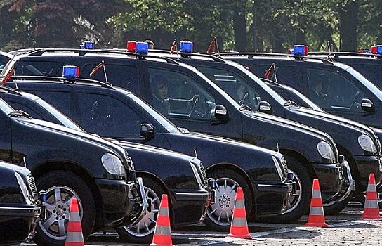 В Курганской области пересадят чиновников на отечественные автомобили