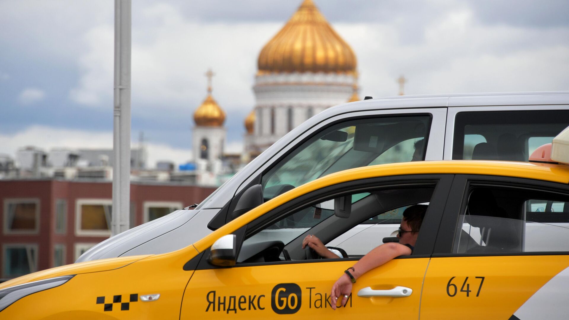 В Московской ТПП назвали условие оптимизации цен на такси