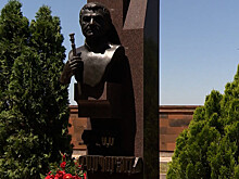 Бюст всемирно известного музыканта Дживана Гаспаряна установили в Ереване