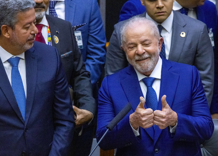 Лула да Силва принял присягу и стал президентом Бразилии