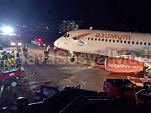 «Мама, мы горим!» Что пережили пассажиры Superjet 100, загоревшегося при посадке в Турции?