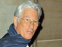 Актера Ричарда Гира госпитализировали