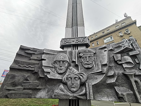 В Новосибирске завершается ремонт стелы «Героям Великой Отечественной войны» на Красном проспекте