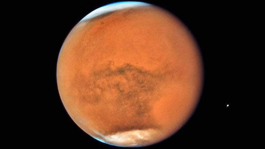 Британцы нашли пропавшего на 20 лет мальчика-марсианина из России