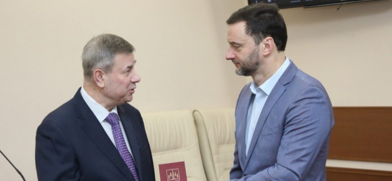 Директор МУП «РТВ» отмечен Знаком главы округа Виктора Неволина