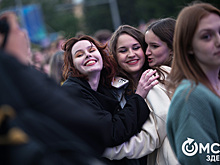 Мрачный рэп, игротека и "воображаемый" спектакль. Как провести выходные в Омске