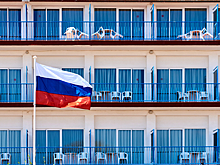 Названа дата возобновления туризма в России