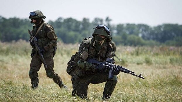 Герой РФ Данилов о жестоком бое на Украине: «Их было человек двенадцать, нас двое»