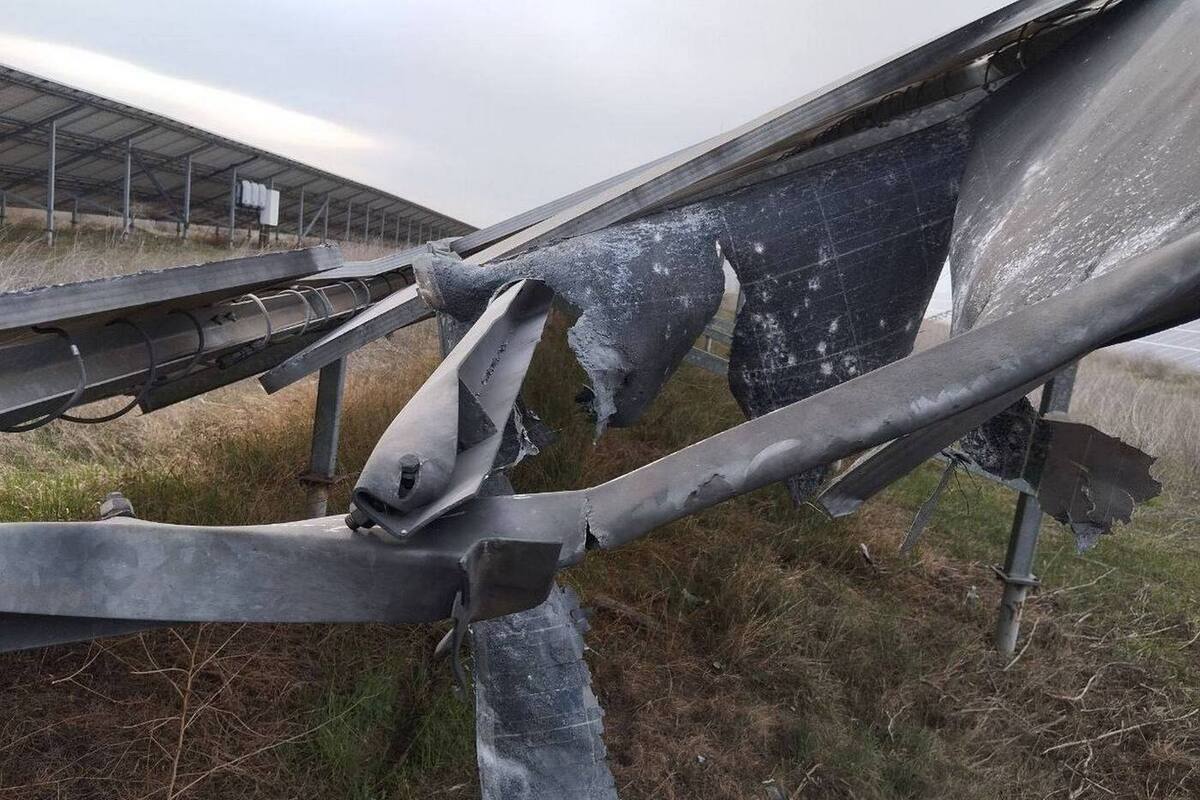 ВСУ разнесли солнечные электростанции в Херсонской области