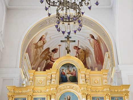 Завершена роспись алтаря в северном приделе Спасского кафедрального собора Пензы
