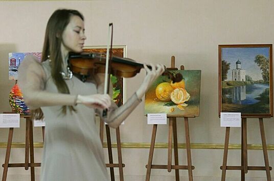 В Совете Федерации открылась выставка работ художников-инвалидов