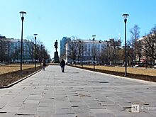 Брусчатка разваливается в центре Нижнего Новгорода