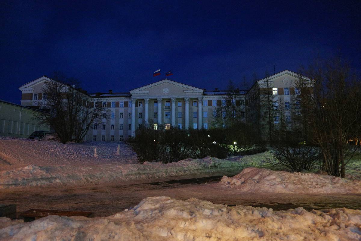 В Мурманске на фоне блэкаута открыли пункты помощи для жителей