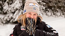 Американская лыжница поставила рекорд по выгрузке инвентаря из поезда. Русские носильщики в шоке