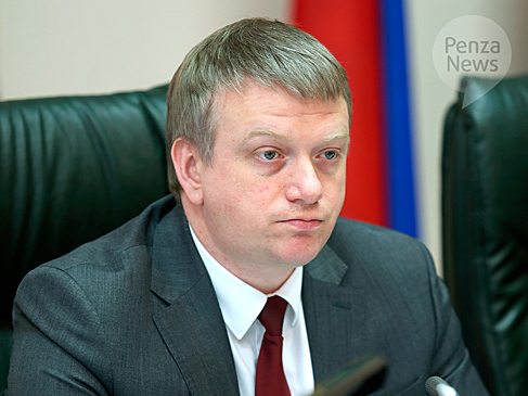 Мэр Пензы признал, что никто не помешает перевозчикам вновь повысить стоимость проезда