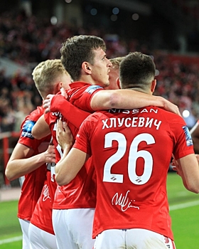 Юные волгоградцы побывали в гостях у ватерпольного «Спартака»