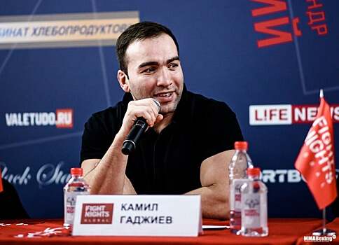 Камил Гаджиев: «Драка Исмаилова и Минеева настоящая. Справедливо было бы каждому дать по 10 млн рублей за реванш»
