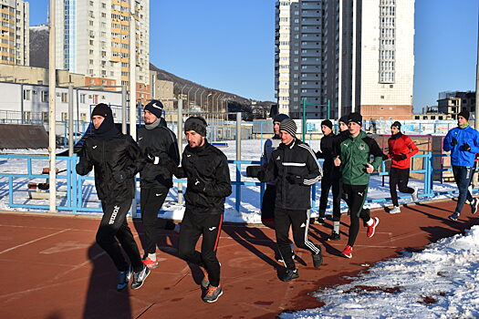 Игроки ФК «Машук – КМВ» провели первую тренировку в Новом году