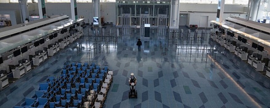 В Fitch оценили вероятность глобального локдауна из-за штамма «омикрон»