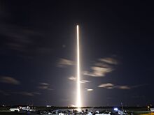 SpaceX впервые запустила корабль с гражданским экипажем